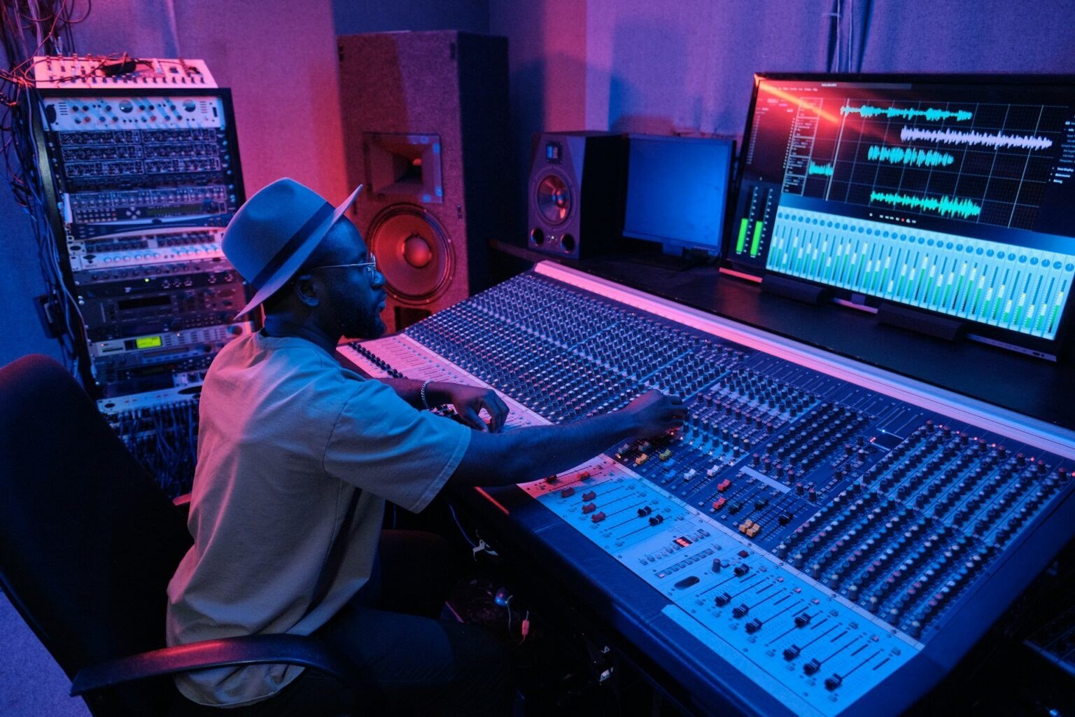 Best AI Music Generators in 2026
