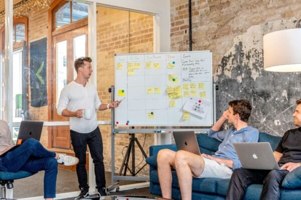 How to Start an AI Agency