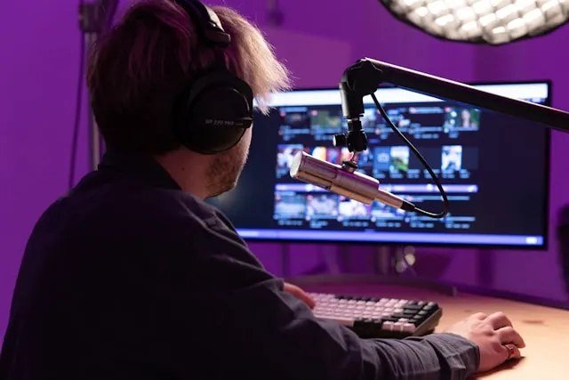 Best AI Niches for Faceless YouTube Channels (2026)